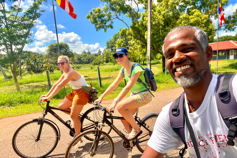 Anuradhapura: Heritage Mountain bike Tour
