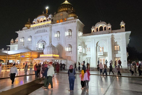 Delhi: Night Tour with India Gate and Connaught Place