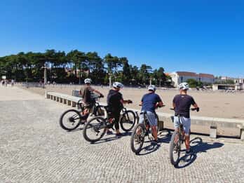 Fátima : Sanctuaire, château et gastronomie - All-iN E-bike Tour