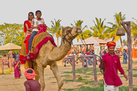 Jaipur: Kvällstur och middag på Chokhi Dhani