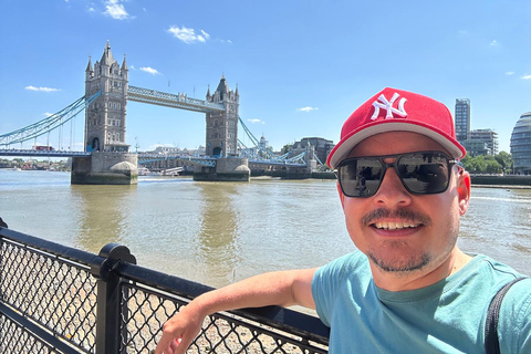 Tower Bridge & St. Paul's: City of London City Tour in German