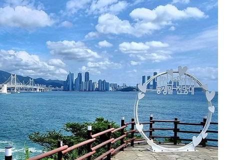 Busan: Private Tour with Songdo Cable Car Option