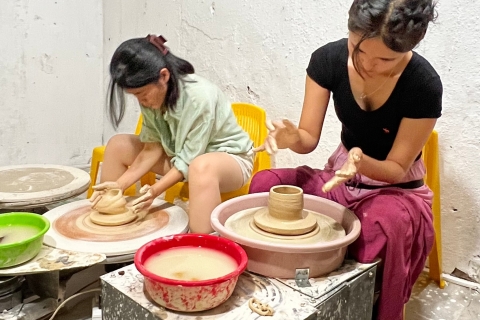 Cours de poterie dans le vieux quartier de Hanoi | VietnamAtelier de poterie dans le vieux quartier de Hanoi
