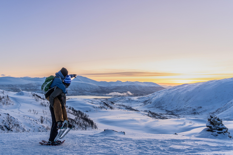 From Tromsø: Snowshoe Hike with Local Guides