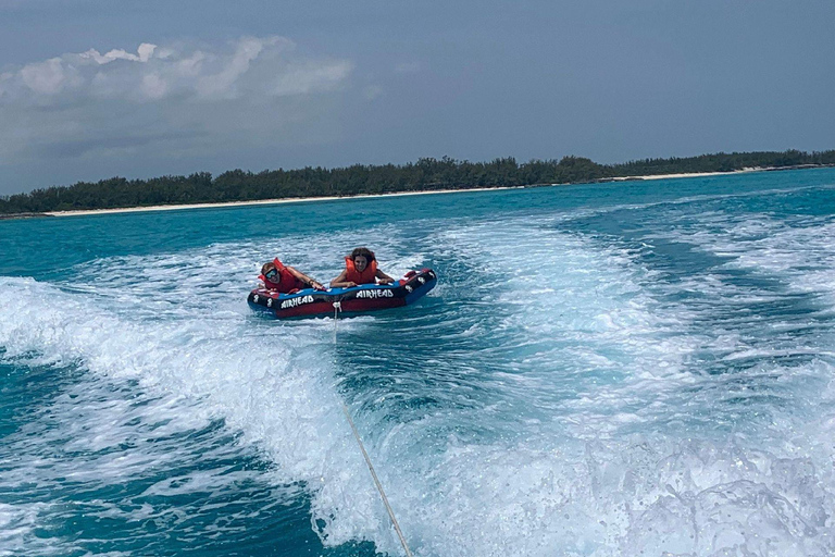 Barco privado Cerdos ,Tortugas, snorkel en el arrecife y chiringuito ⛱️Hacer que los recuerdos perduren con un grupo privado de familiares y amigos