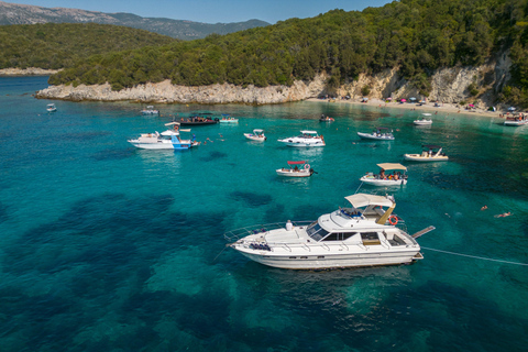 Da Lefkimmi: Crociera in yacht di lusso a Sivota e alla Laguna Blu