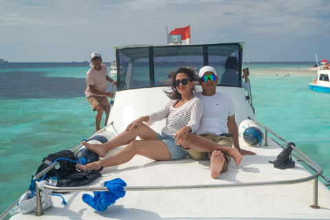 Labuan Bajo: Full-Day Komodo Speedboat Tour with Snorkeling