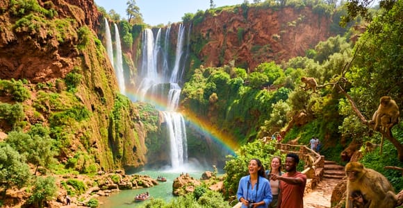 Depuis Marrakech : cascades d&#39;Ouzoud, randonnée guidée, bateau + déjeuner
