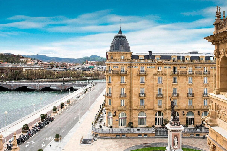 San Sebastian private walking tour