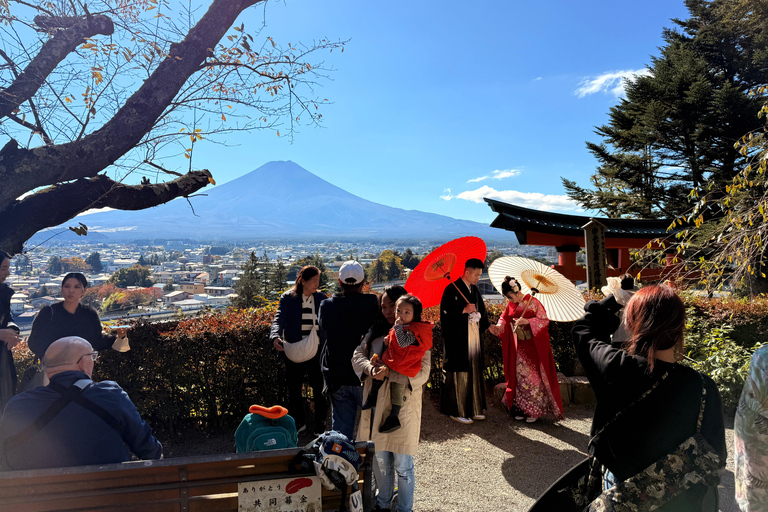 Tokyo: Mt Fuji A Journey Through Nature, History & Culture Tokyo: Mt Fuji A Journey Through Nature, History, & Culture