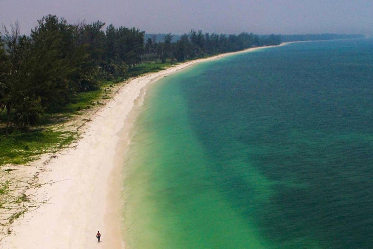 PALAWAN: Excursión por las islas de Balabac con pensión completa