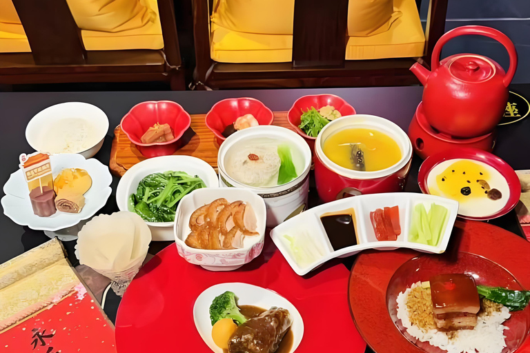 Beijing Royal Dinning Experience with cultural performance First row or second row