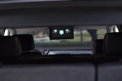 Pereira: Private Armored Vehicle Tour to Medellin