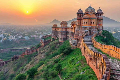 Tour privado de 5 días por el Triángulo Dorado con safari por la selva del tigreTour con alojamiento en hotel de 3 estrellas