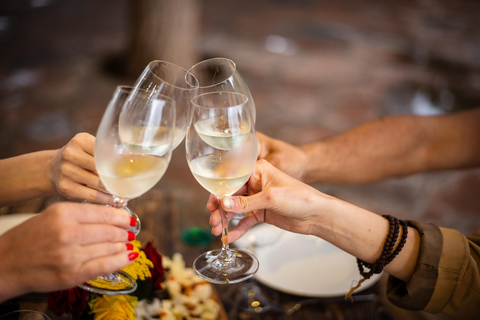 Yerevan: Wine Tasting and Vineyard Lunch at Voskeni Winery