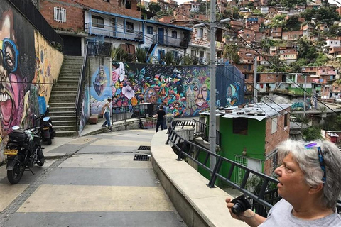 Medellin : visite des graffitis de Comuna 13 avec trajet en téléphérique