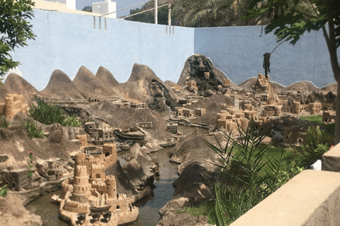 Muscat: Bait Al Zubair Museum Guided Tour with Entry Ticket Muscat: Half Day Sightseeing Tour with Bail Al Zubair Museum