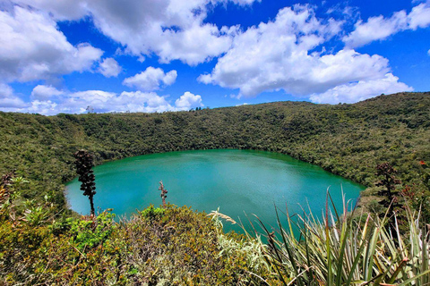 Bogotá: stadshighlights en Guatavita El Dorado-meer dagtourBogotá: hoogtepunten van de stad en Guatavita El Dorado-meer dagtour