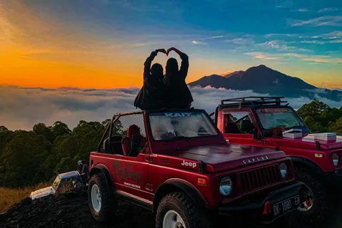 Bali : Jeep au lever du soleil sur le Mt Batur avec options de visites supplémentaires