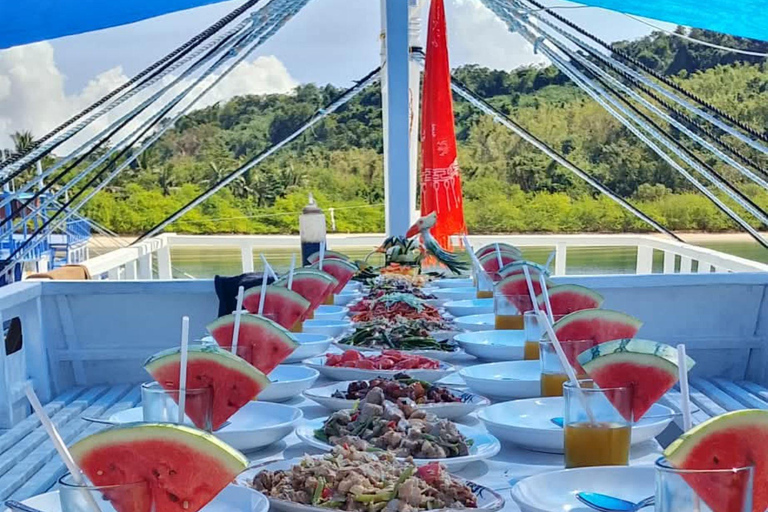 Coron to El Nido: 3-Day 2-Night Island-Hopping Expedition