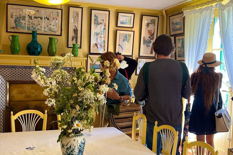 Private Tour Paris: Étretat Cliffs & Monet’s Gardens + Gift Premium Minivan (Up to 6 Guests)