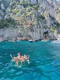 Sorrent: Bootstour mit Schwimmgelegenheiten und Getränken Sorrent: Bootstour mit Schwimmgelegenheiten und Getränken