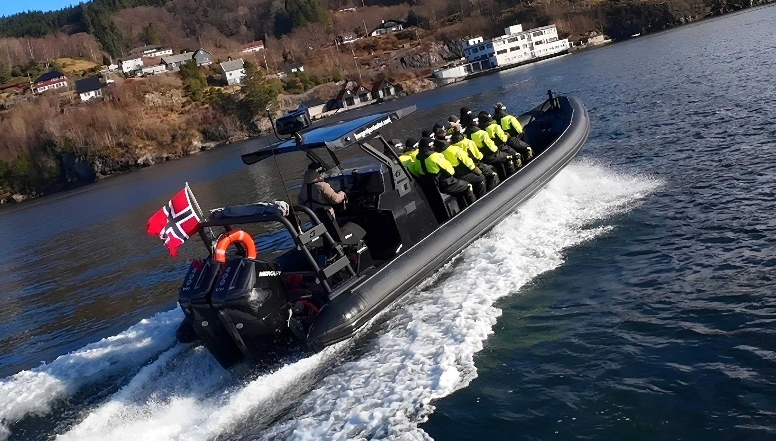 Bergen: Mostraumen-Fjord-Safari – mit dem Premium-RIB-Boot