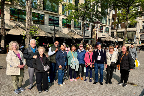 Amsterdam: Small Group Walking Tour with Fun Guide Walking Tour in Amsterdam with Enthusiastic and Fun Guide
