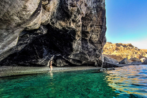 Private Sailing Cruise to Caves & Beaches for SUP & Lunch Private Cruise: Secret Beaches, Caves with Meal Drinks & SUP