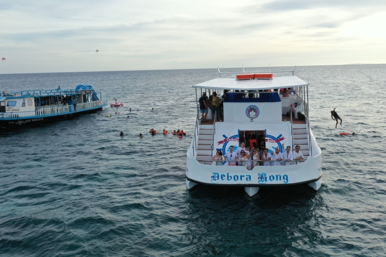 Boracay: barco de fiesta al atardecer con aperitivosBoracay: fiesta en yate de dos pisos al atardecer con refrigerios