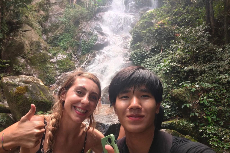 Chiang Rai: Jungle Adventure-Group Trekking & Bamboo Cooking