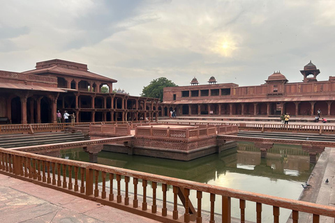 Vanuit Agra: Fatehpur Sikri privétourVanuit Agra: Privétour Fatehpur Sikri