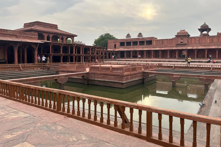 Desde Agra: Fatehpur Sikri Tour PrivadoDesde Agra: Tour privado de Fatehpur Sikri
