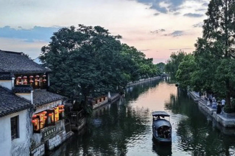 Shanghai: Xitang Night Water Town & Paddleboard Trip
