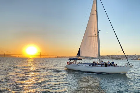 Lissabon - en segeltur Seglingstur på floden Tagus