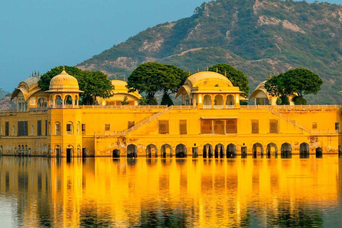 Mughal & Maharaja Route with Sariska Wildlife Experience