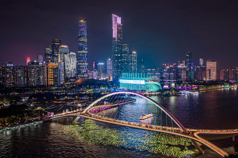 Guangzhou Night Tour: CantonTower, Dinner, Pearl RiverCruise