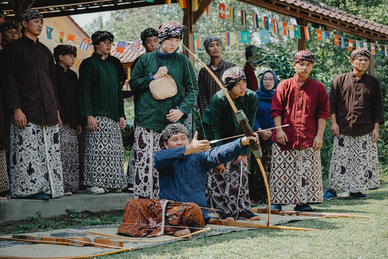 Yogyakarta: Village Tour, Gamelan, Dance & Batik with Lunch