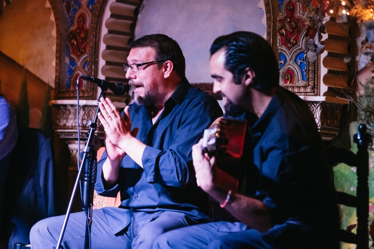 Madrid: Live Flamenco Show with Food and Drinks Options 7:00 PM Show and Drink