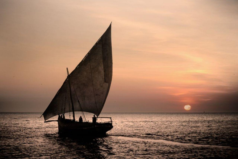 Zanzíbar: Crucero en dhow al atardecer desde Stone Town