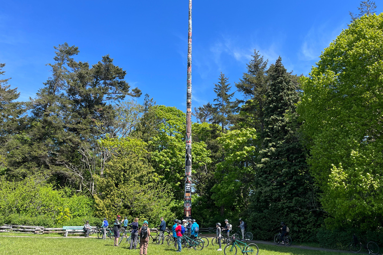 维多利亚市精华自行车之旅 - 城堡帽与传奇维多利亚踏板或电动自行车之旅 - 城堡风帽和传奇