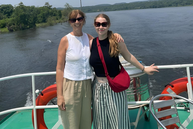 Uganda: 3-Day Murchison Falls & Kibale Chimpanzee Trekking