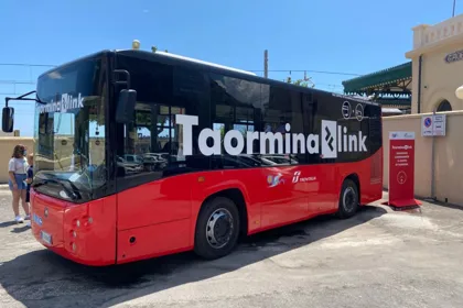 Catania: Entdecke Taormina mit Zug+Bus Taormina LINK