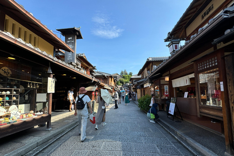 Kyoto: Gion Highlights & Hidden Treasures Guided Tour Group Tour