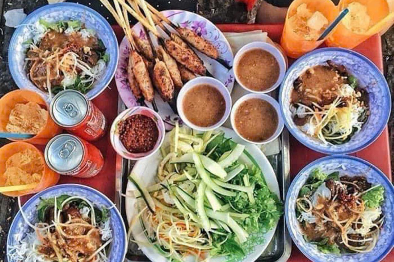 Hue: Food Walking Tour with Coffee and Market Visit Hue Street Food Tour by Cyclo