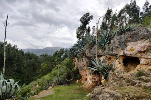 Cajamarca: Cajabamba Hot Springs & Waterfalls Tour Cajamarca: Cajabamba Hot Springs & Waterfalls, English Guide