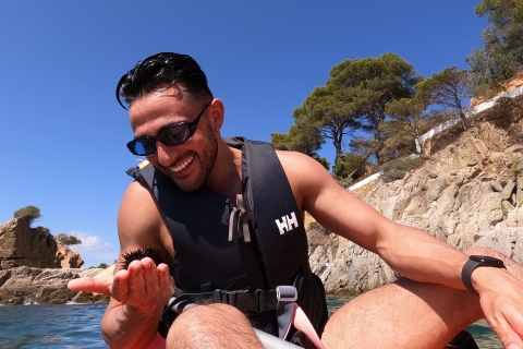 Costa Brava: Kayak and Snorkeling Tour with Lunch and Beer