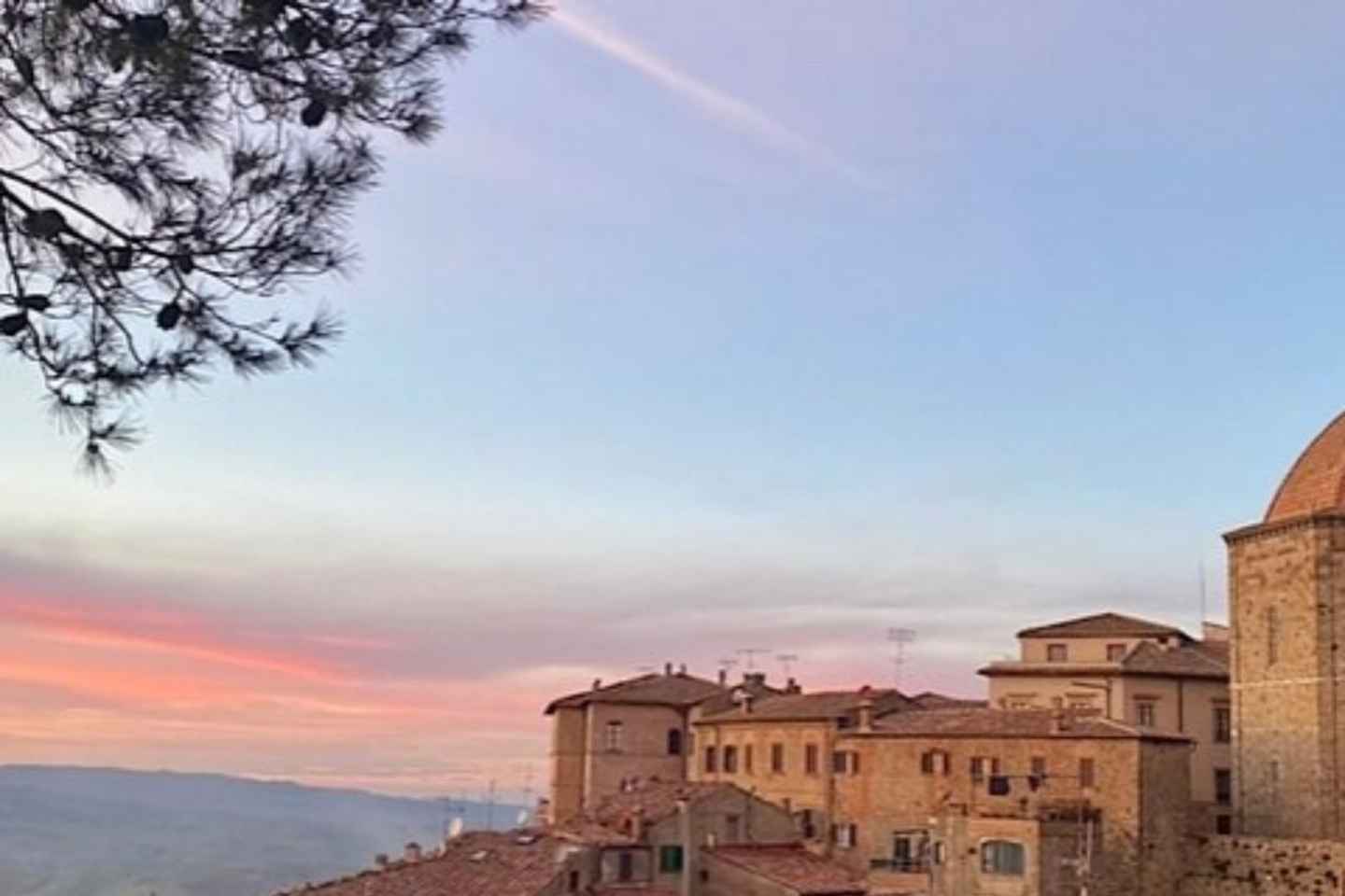 From Florence: San Gimignano and Volterra Day Trip