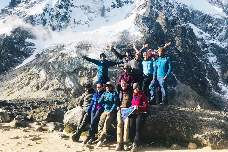 Cusco: Salkantay Trek 4 dagar 3 nätter med återresa med tåg