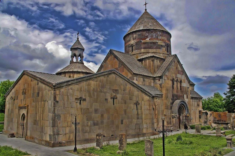 From Yerevan: Tsaghkadzor, Geghard, and Garni Day Tour